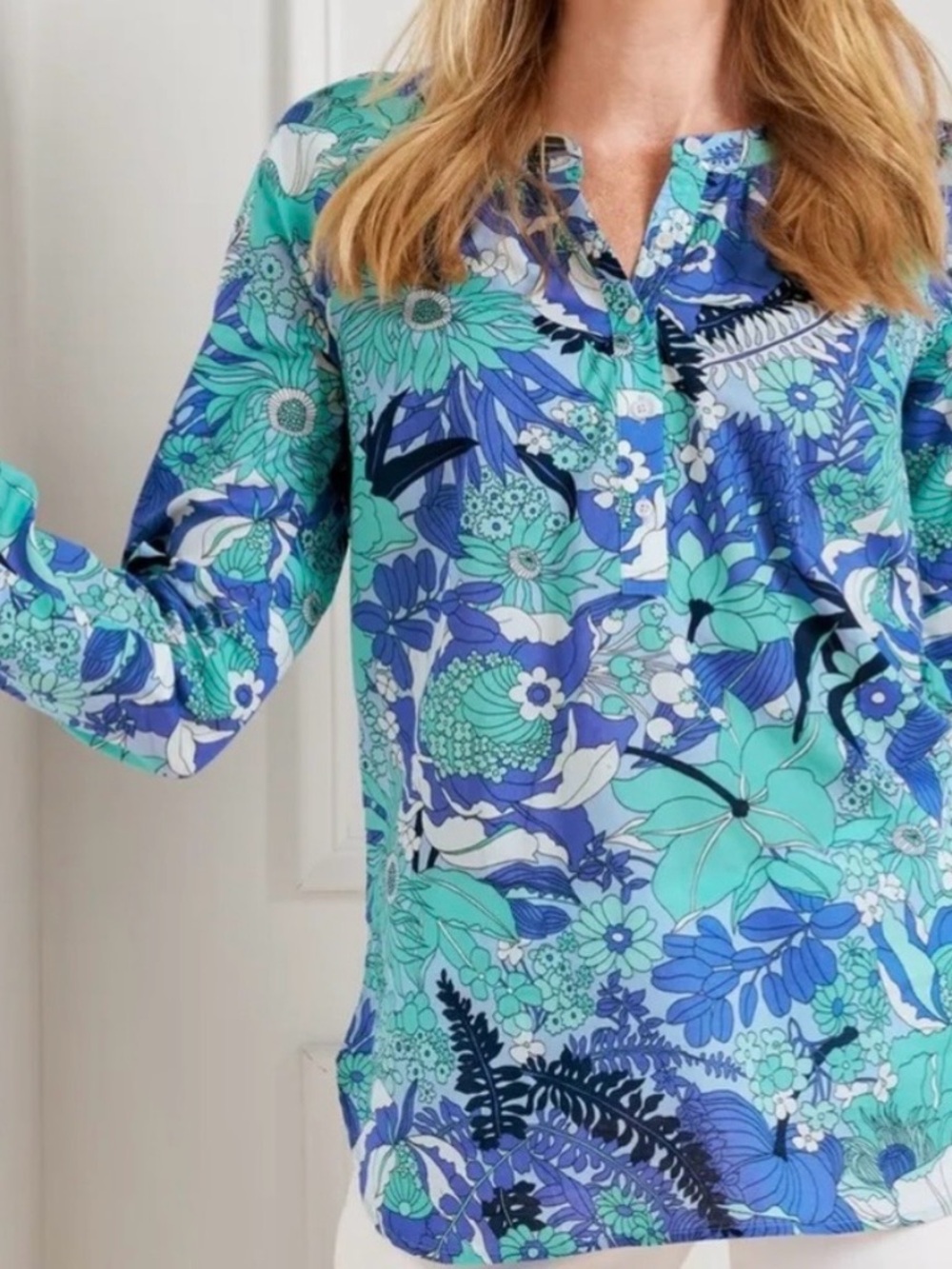 Talbots Floral Cotton Blouse in Blue, Mint and Navy Size Small